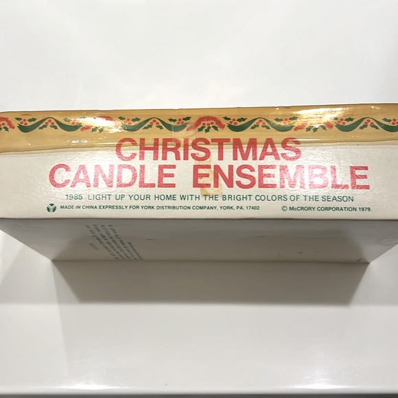 Vintage Glass Christmas Flower Terrarium 
Candle Holder Set - Picture 5 of 8